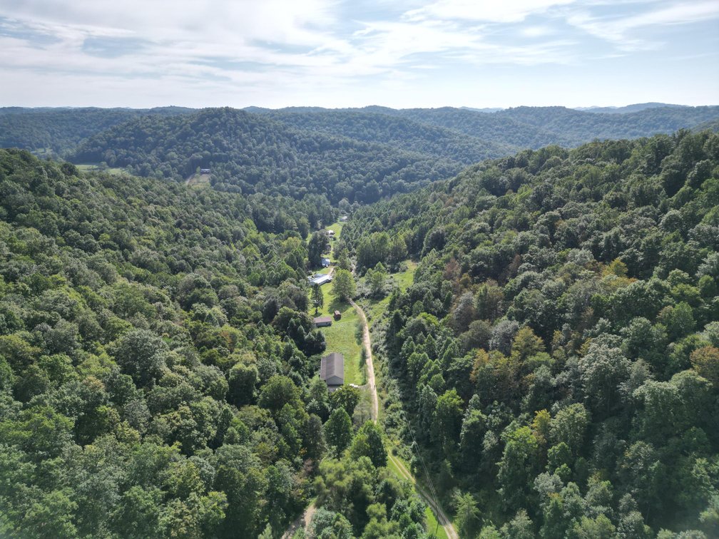Image for 4 Bedroom on 2.77 Acres in Roane County