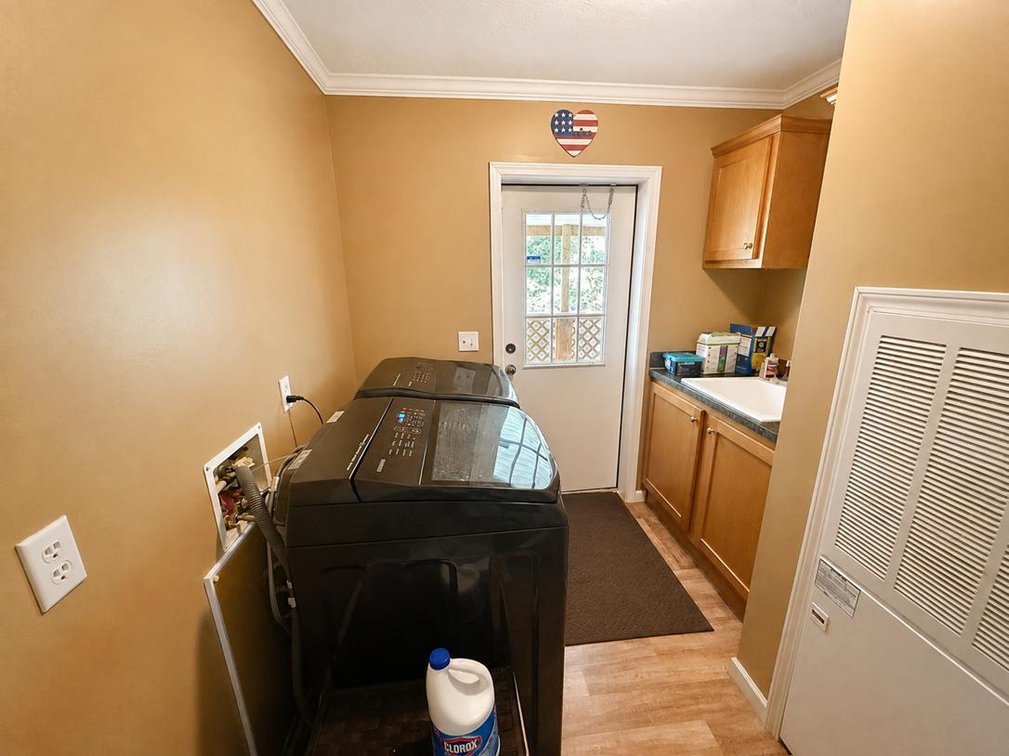 Image for 4 Bedroom on 2.77 Acres in Roane County