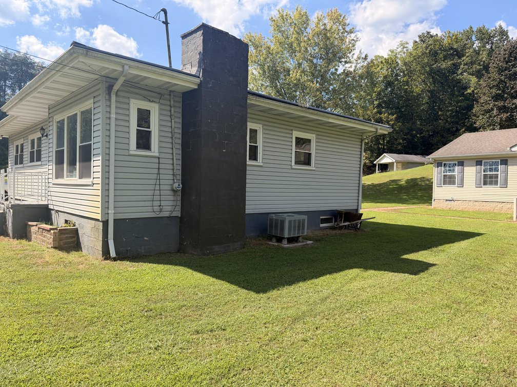 Image for Two Homes on 2 Acres in Elkview