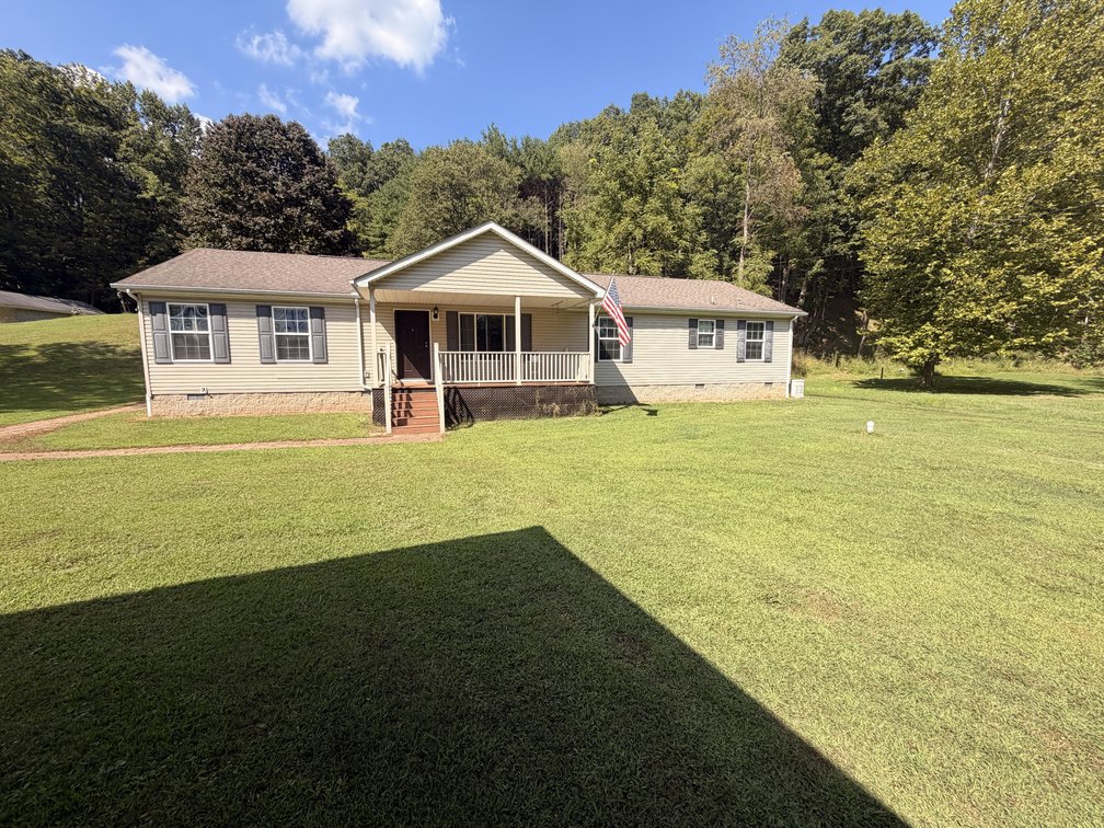 Image for Two Homes on 2 Acres in Elkview