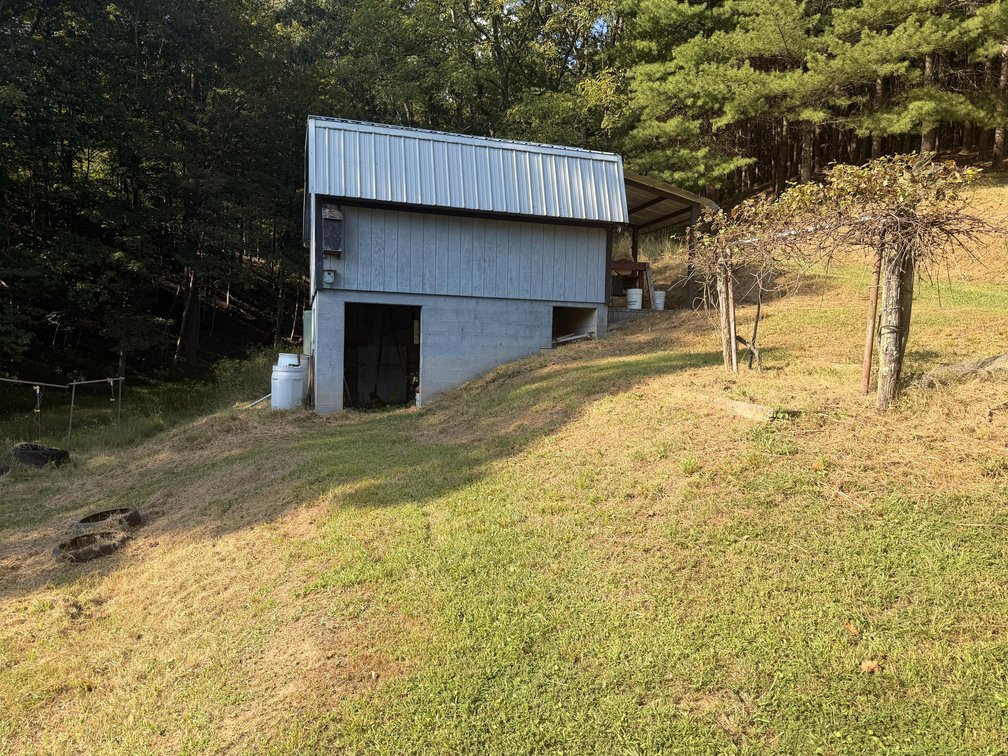 Image for Two Homes on 2 Acres in Elkview