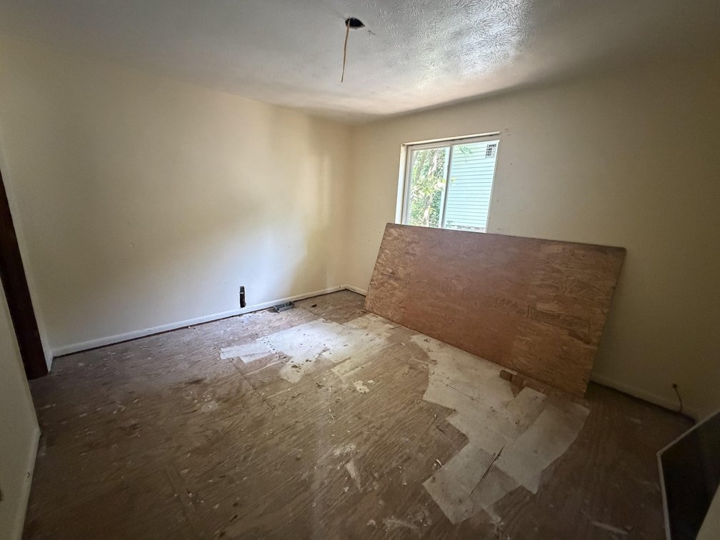 Image for Charleston 3 Bedroom Selling to the Highest Bidder