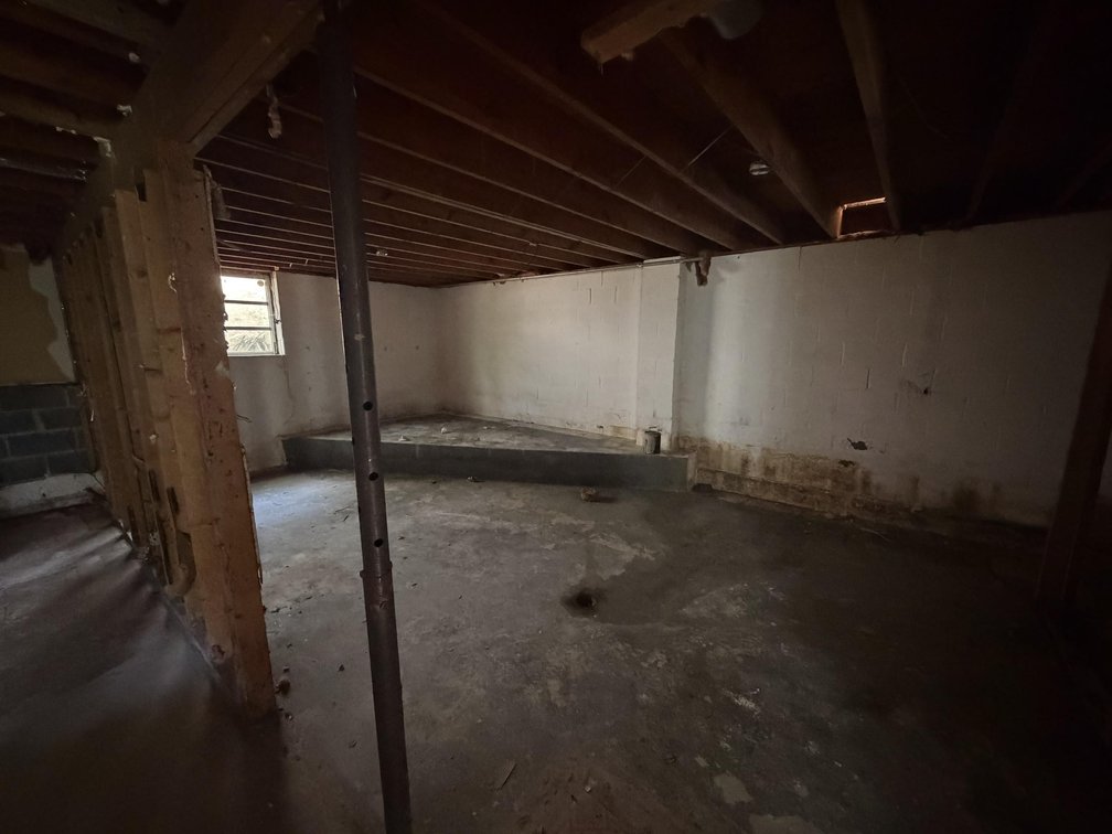 Image for Charleston 3 Bedroom Selling to the Highest Bidder