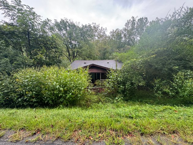 Image for 7 Fayette County Properties Selling to the Highest Bidders