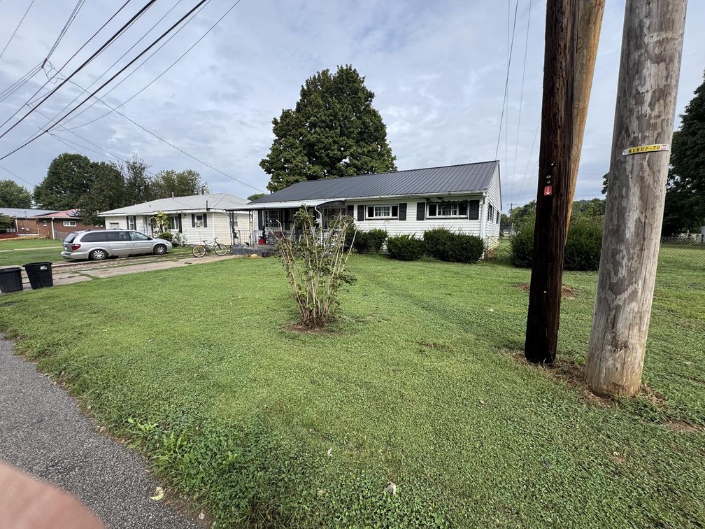 Image for 3 Bedroom Home on a Corner Lot in Ravenswood