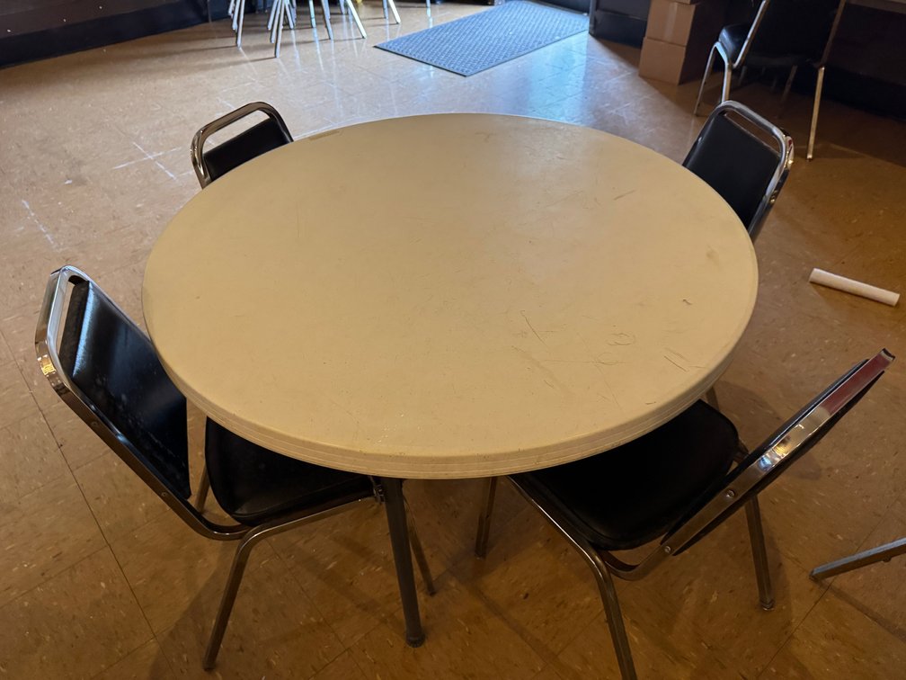 Round banquet tables with chairs