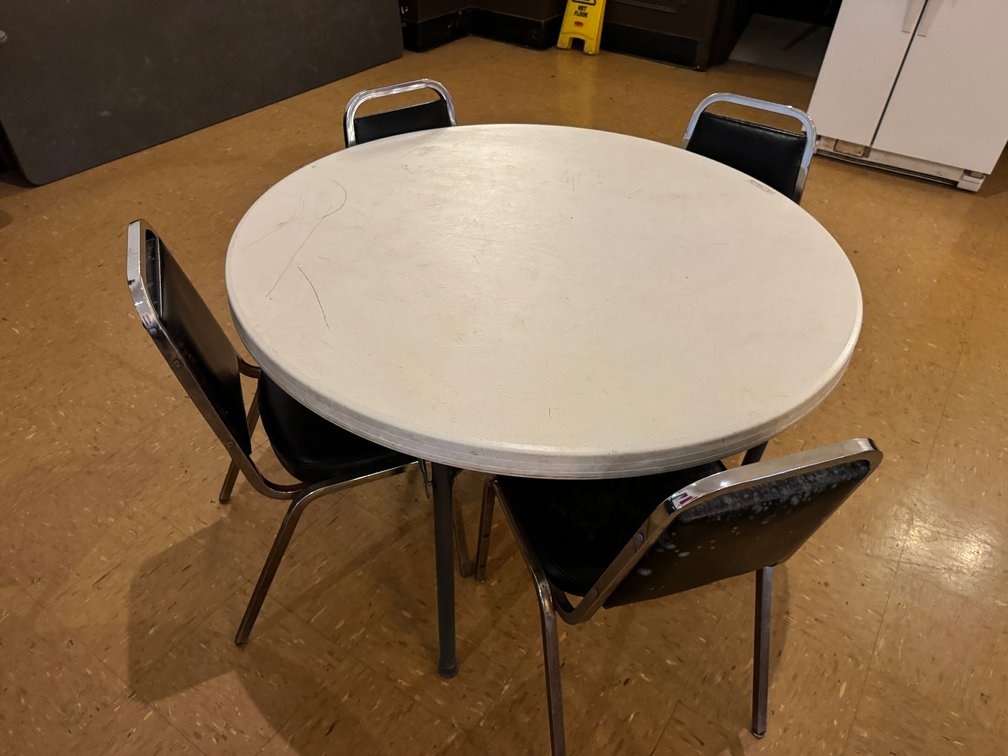 Round banquet tables with chairs