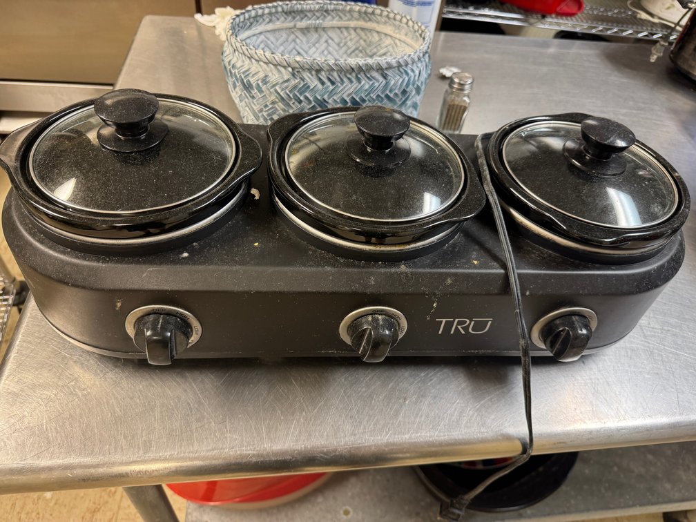 TRO Triple slow cooker server