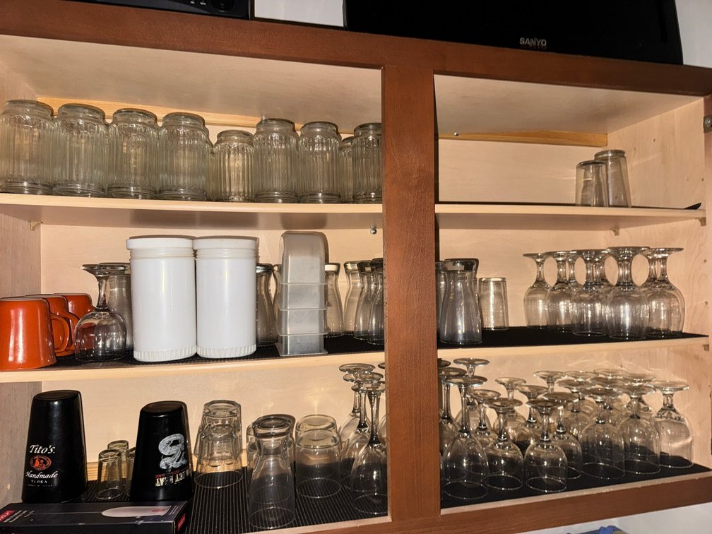 Mixed glass mugs and pitchers