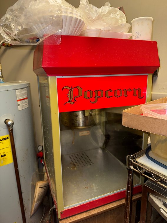 Popcorn maker