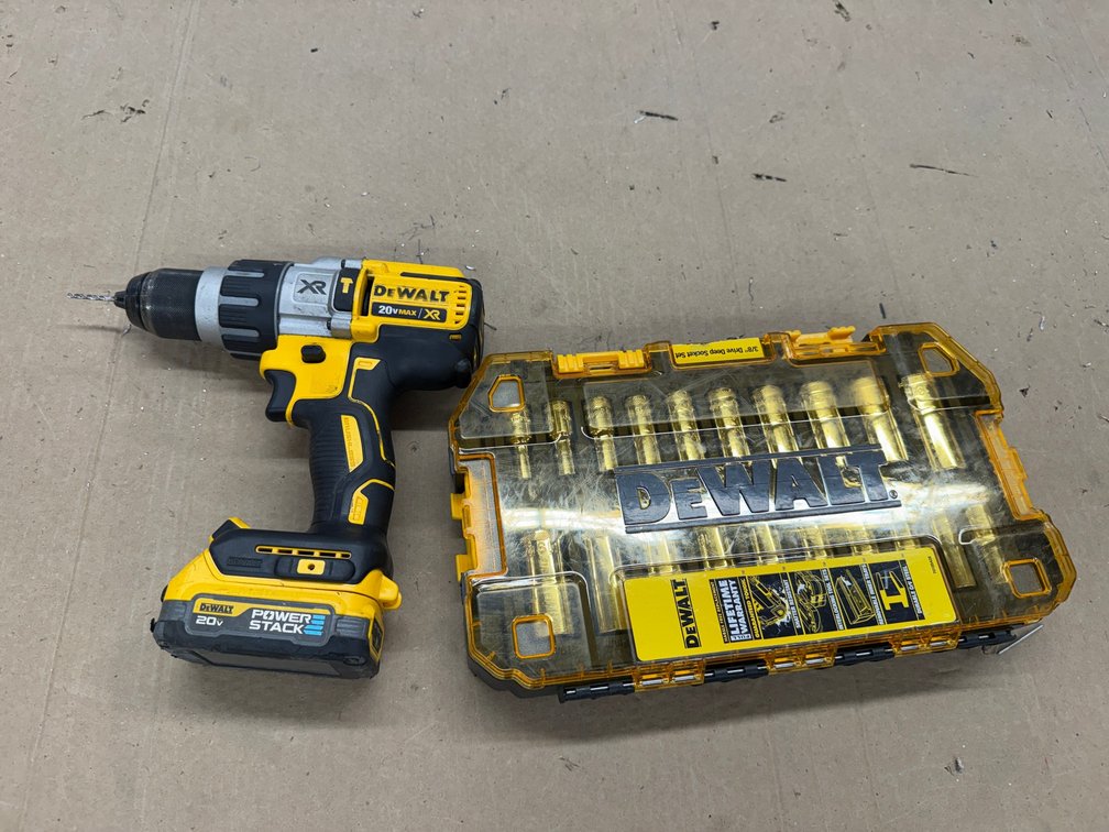 DeWalt XR 20V Max Brushless Drill/Driver & Socket Set