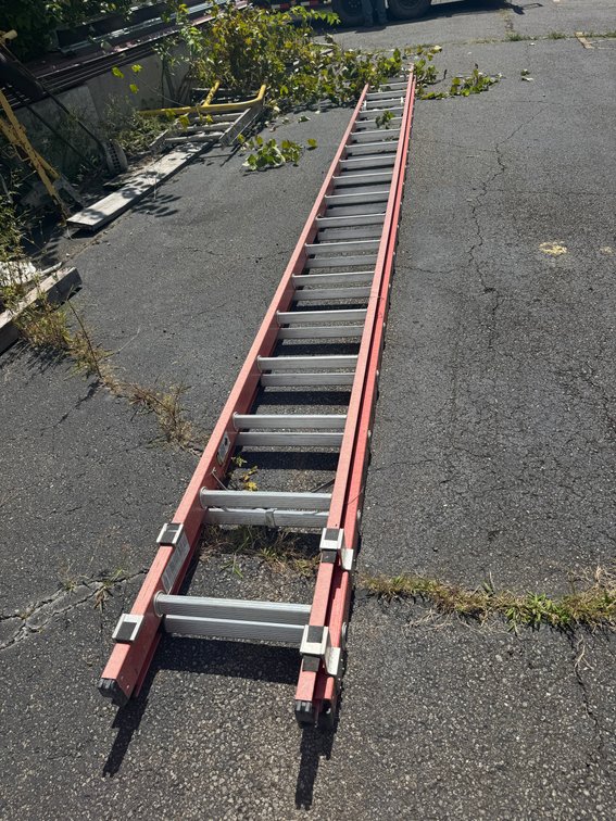Werner Fiberglass Extension Ladder