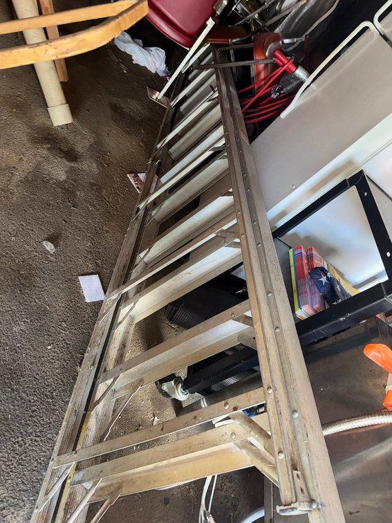 Aluminum Extension Ladder