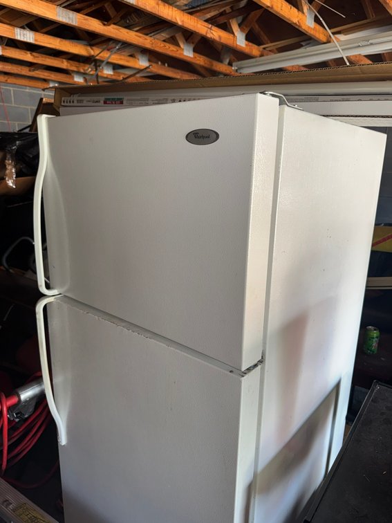 Whirlpool Top-Freezer Refrigerator