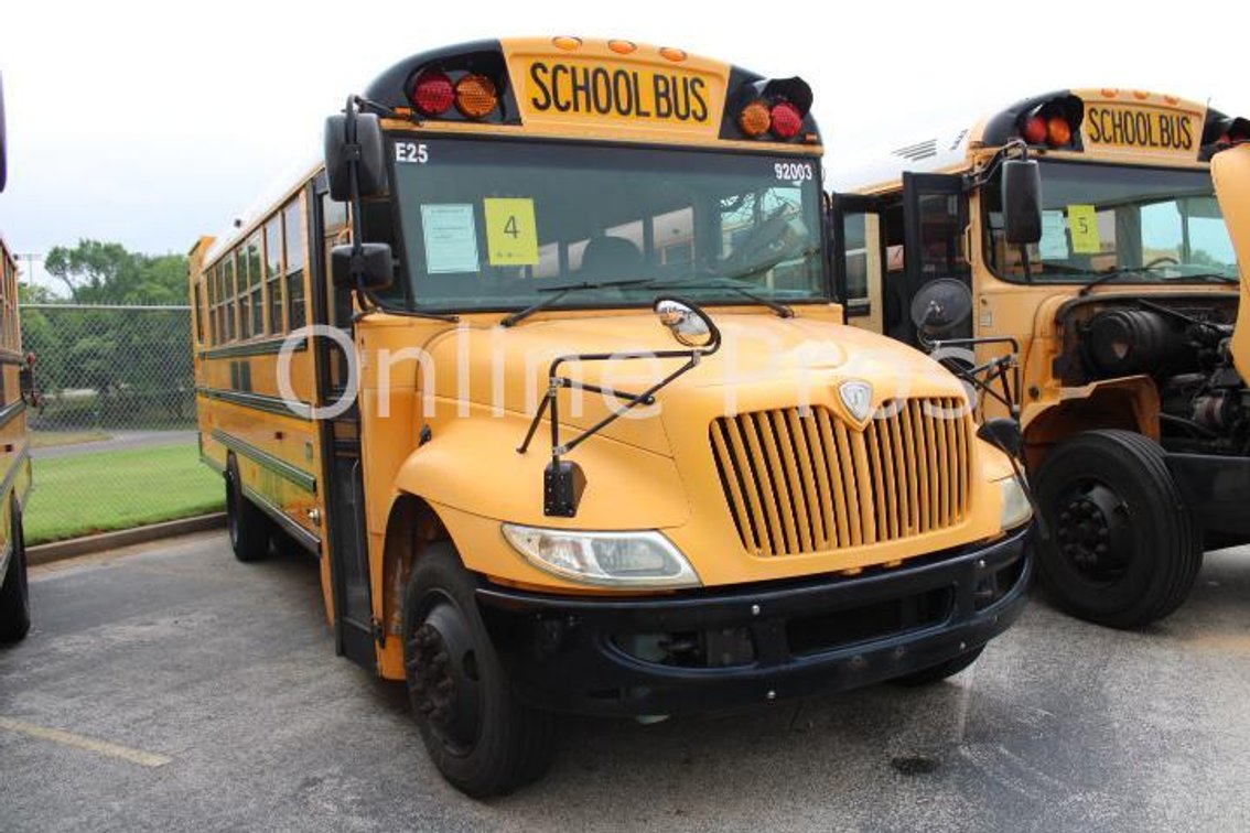 (1) 2014 International CE Navistar School Bus - WILL NEED TO BE TOWED