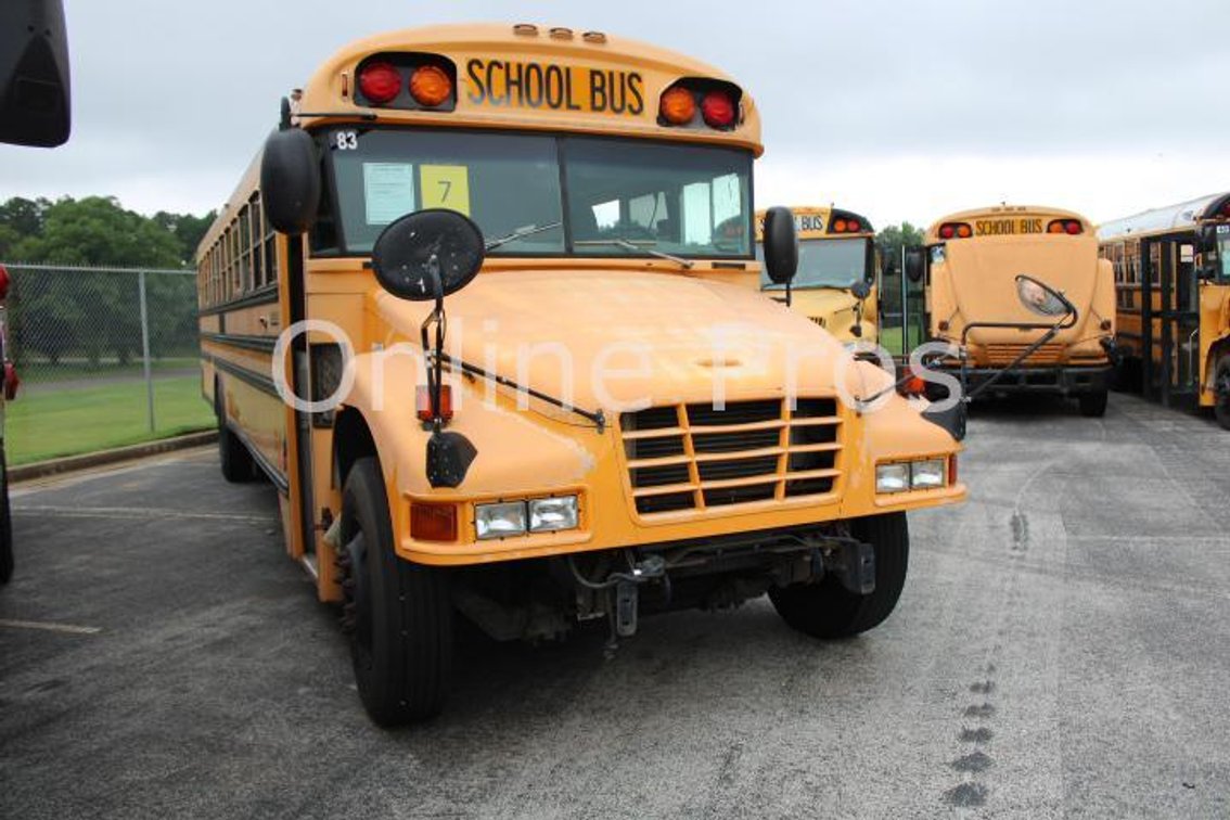 (1) 2007 Bluebird IC School Bus - WILL NEED TO BE TOWED