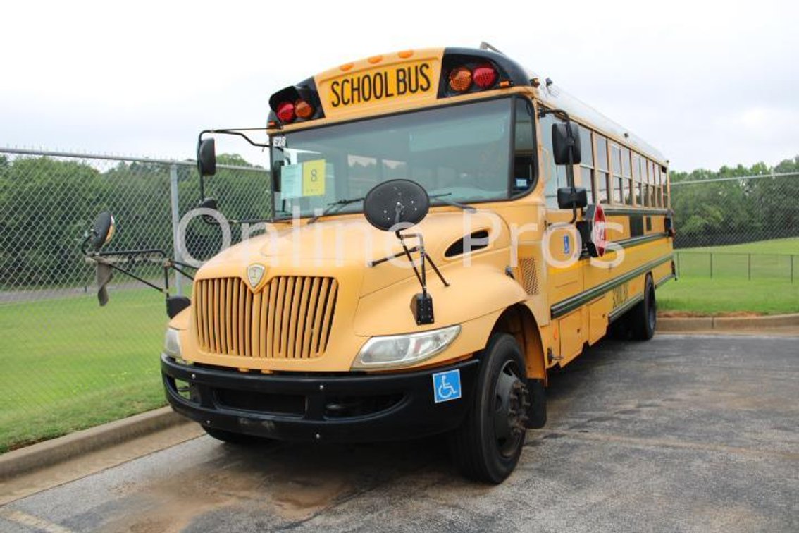 (1) 2013 International CE School Bus - WILL NEED TO BE TOWED