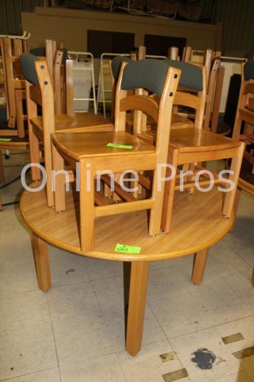 (Lot) Round Library Table and Chairs