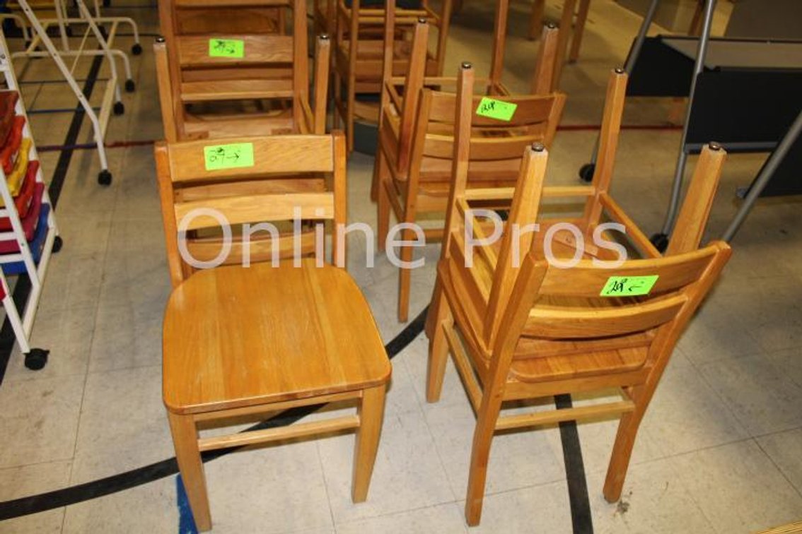 (Lot) Library Chairs