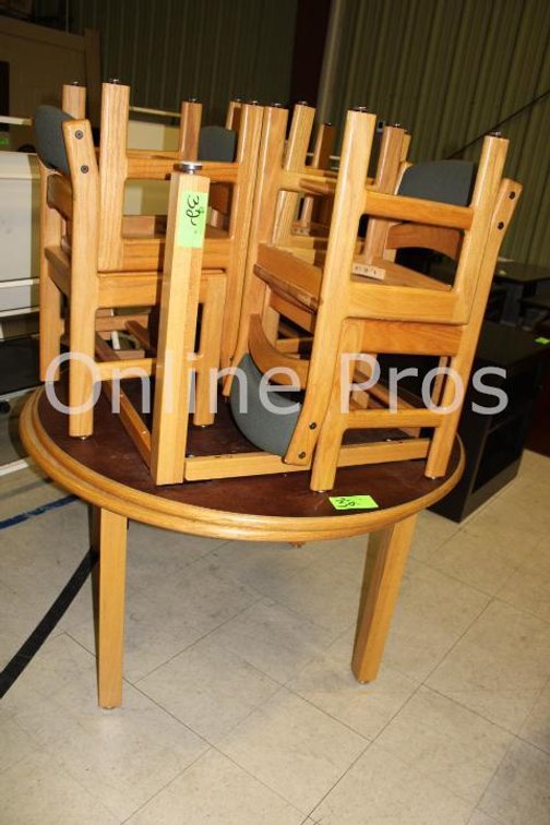 (Lot) Round Library Tables and Chairs