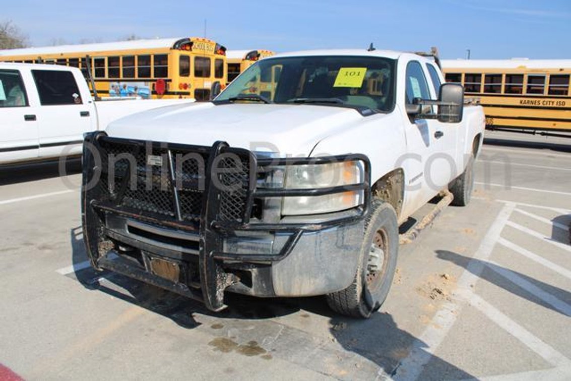 (1) 2008 Chevrolet 2500 Heavy Duty 4x4 Extended Cab Pickup Truck