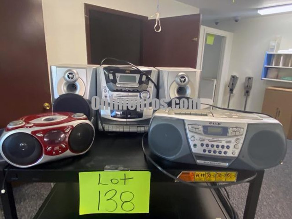 (Lot) Assorted Radio/CD Players