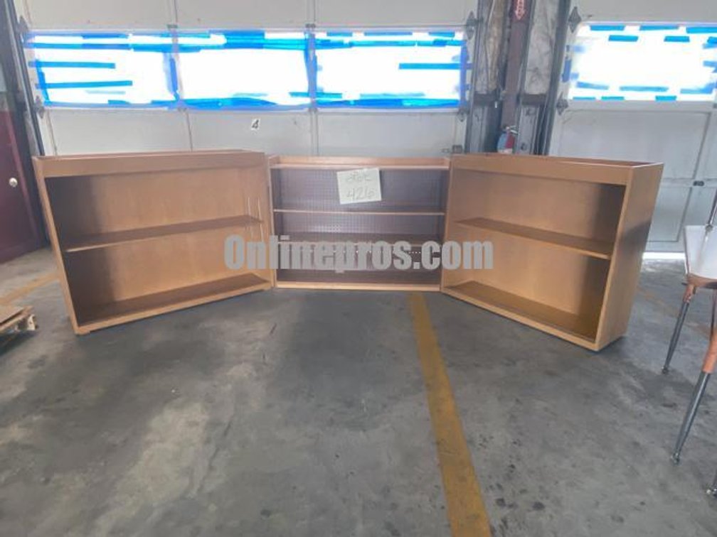 (Lot) Assorted Kinder Shelves