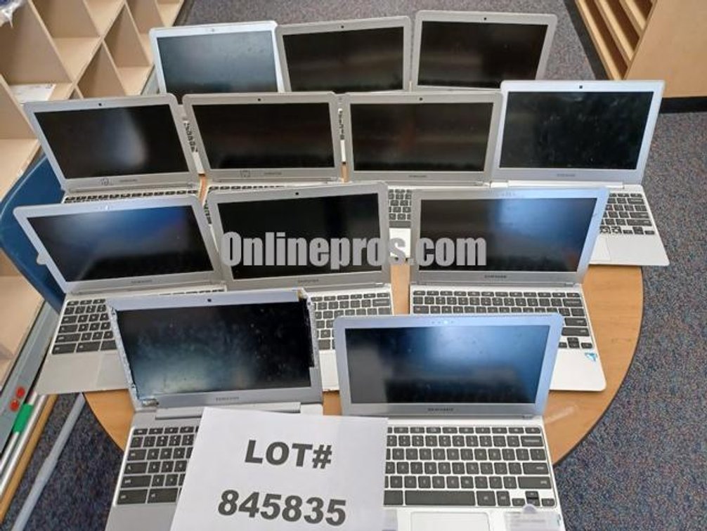 (Lot) Chromebooks