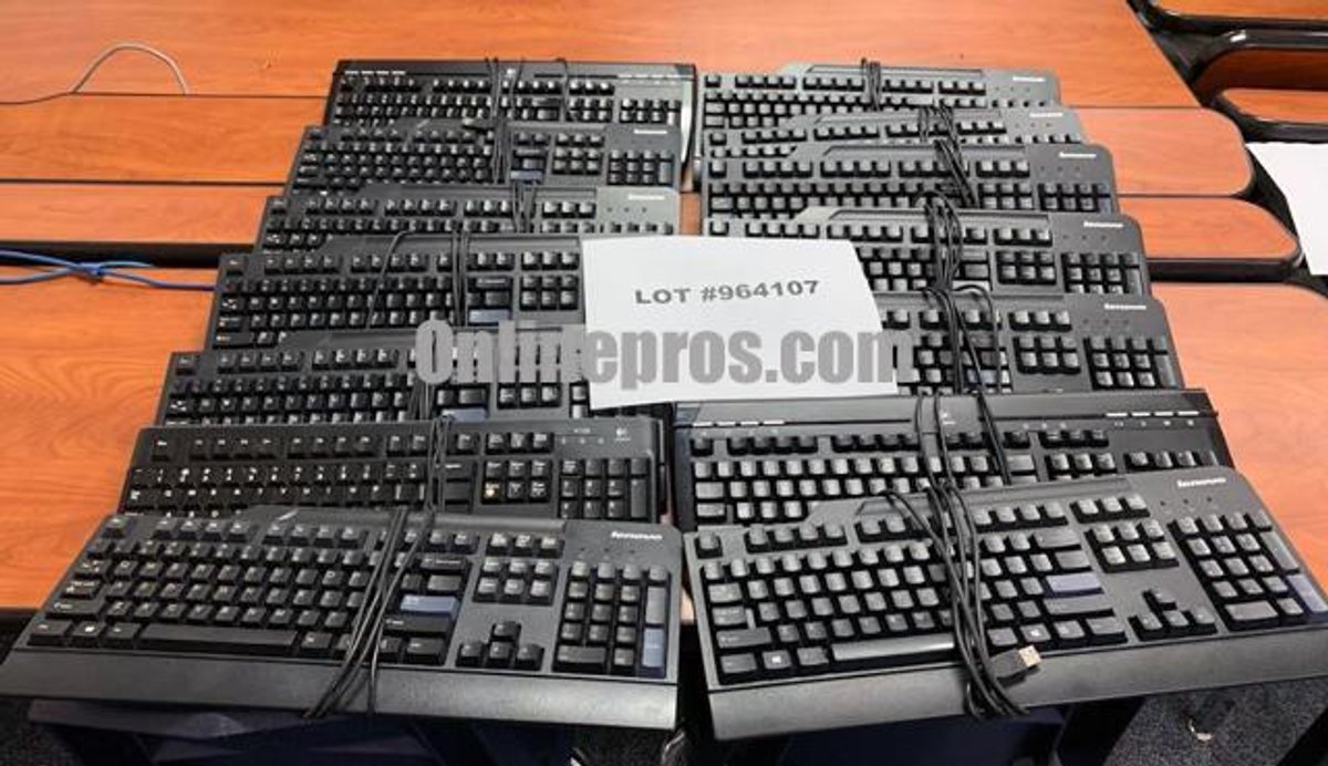 (Lot) Keyboards