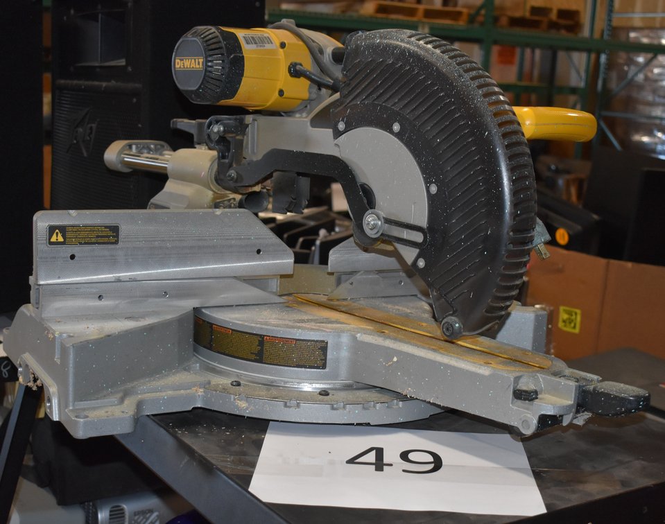 12in Double Bevel Sliding Compound Miter Saw