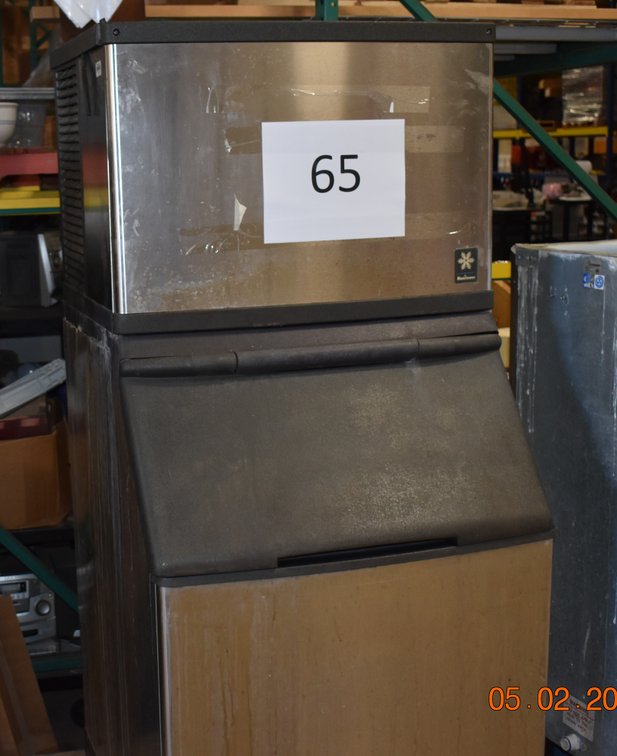 Ice Machine with Storage Bin