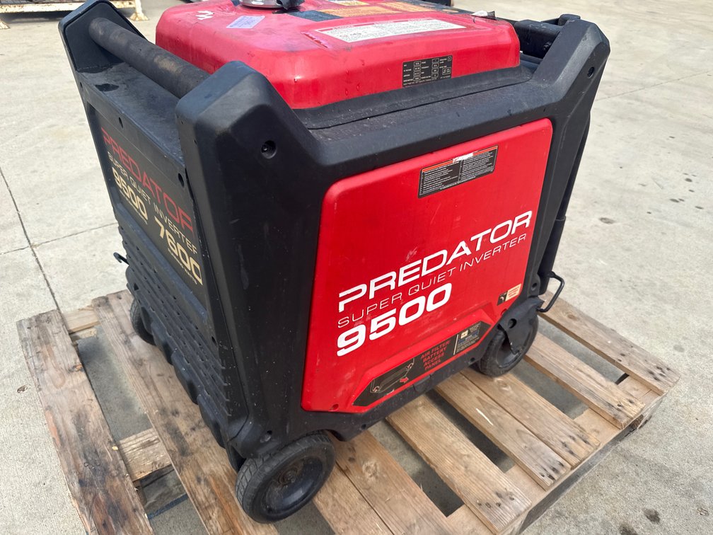 Predator Inverter Generator