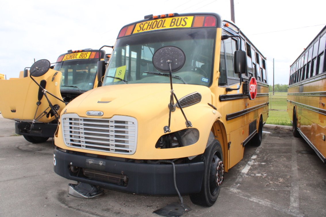 2009 Freightliner Thomas School Bus - Will Need to be Towed