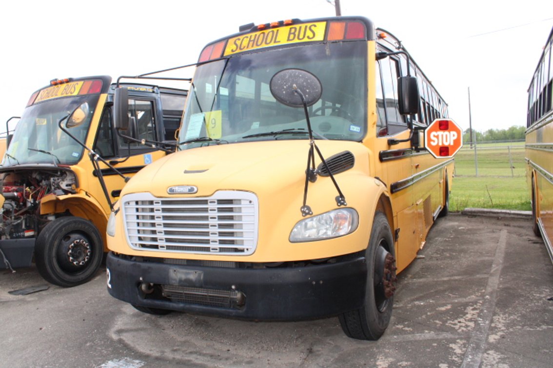 2008 Freightliner Thomas School Bus - Will Need to be Towed