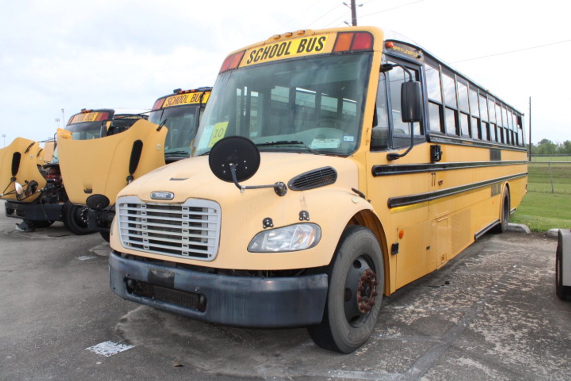 2007 Freightliner Thomas School Bus - Will Need to be Towed