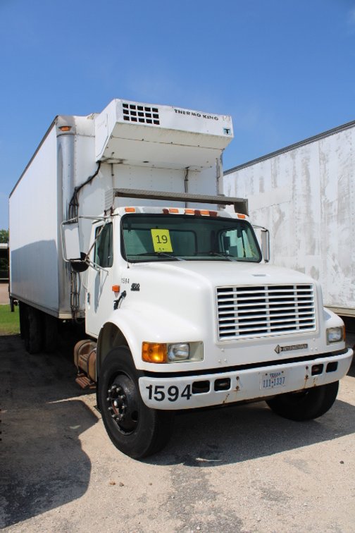2001 International 4700 4X2 Box Truck - Will Need to be Towed