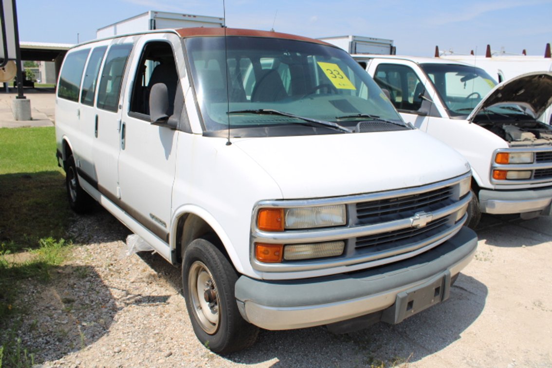 1998 Chevrolet LS 2500 Express Van - Will Need to be Towed