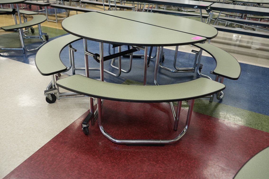 Round Folding Cafeteria Table