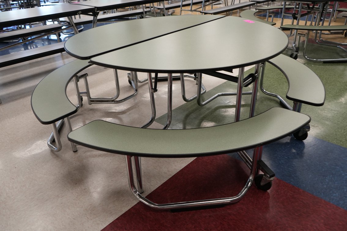 Round Folding Cafeteria Table