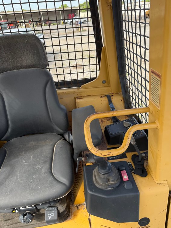 Image for 2005 CAT D3G LGP Dozer | Fort Bend County Auction - Richmond, TX 77469