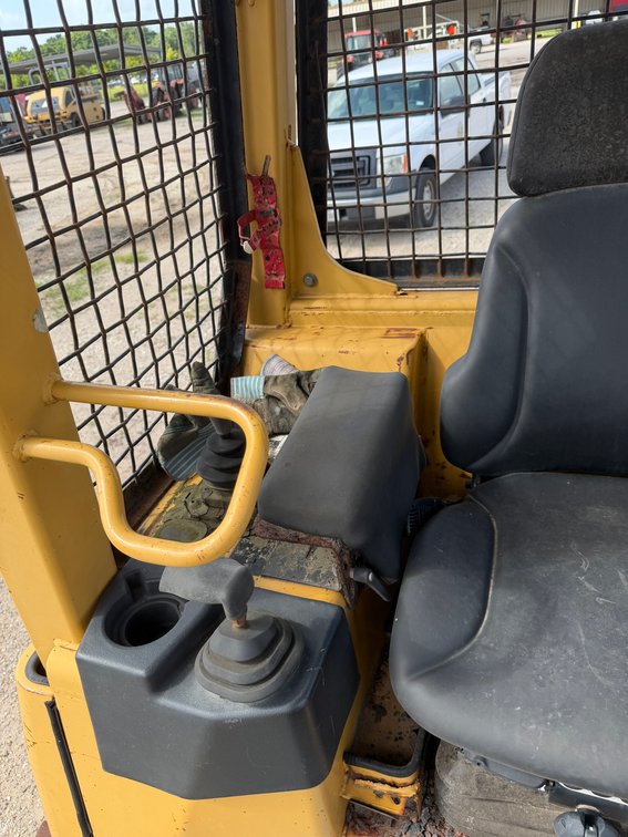 Image for 2005 CAT D3G LGP Dozer | Fort Bend County Auction - Richmond, TX 77469