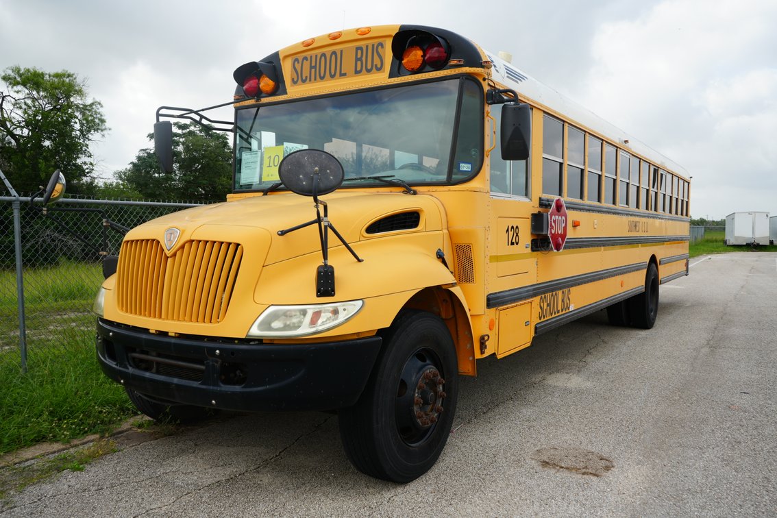 2006 International CE300 School Bus - Will Need to be Towed