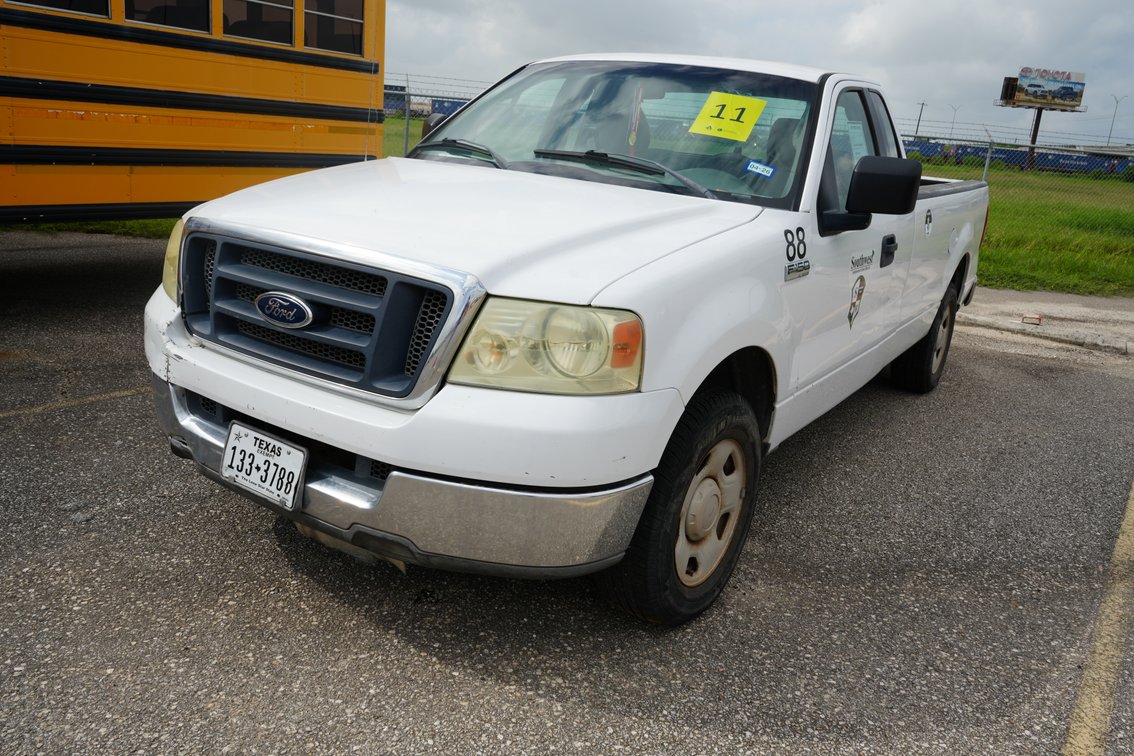 2004 Ford F150 XL Pickup Truck - Will Need to be Towed