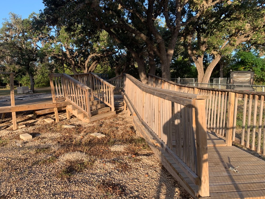 Image for Leakey Independent School District (Maintenance) - Leakey, TX 78873