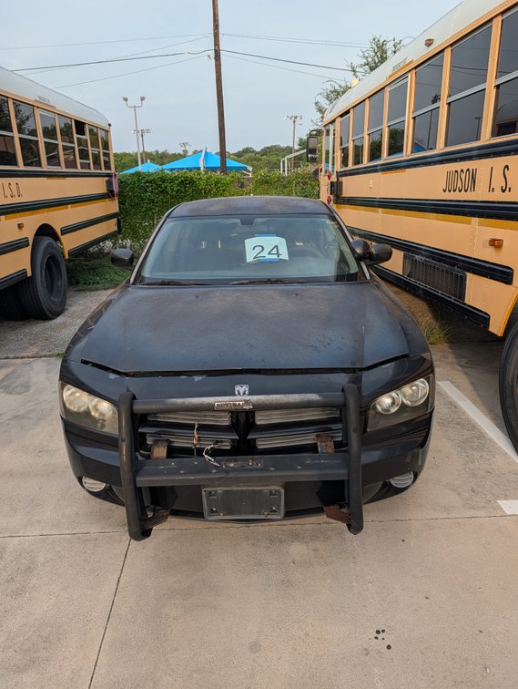 2007 Dodge Charger - Will Need to be Towed