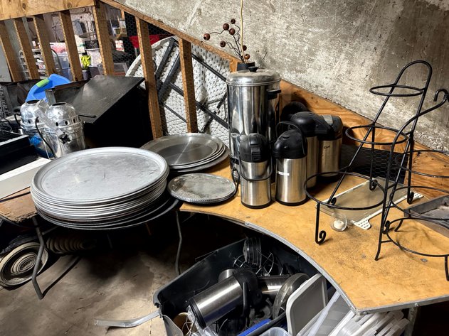 Image for Large Assorted Serving Trays, Coffee Service & Buffet Equipment Lot
