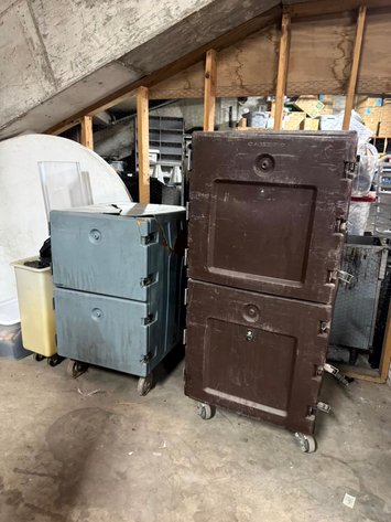 Image for Cambro Rolling Insulated Food Transport Carts