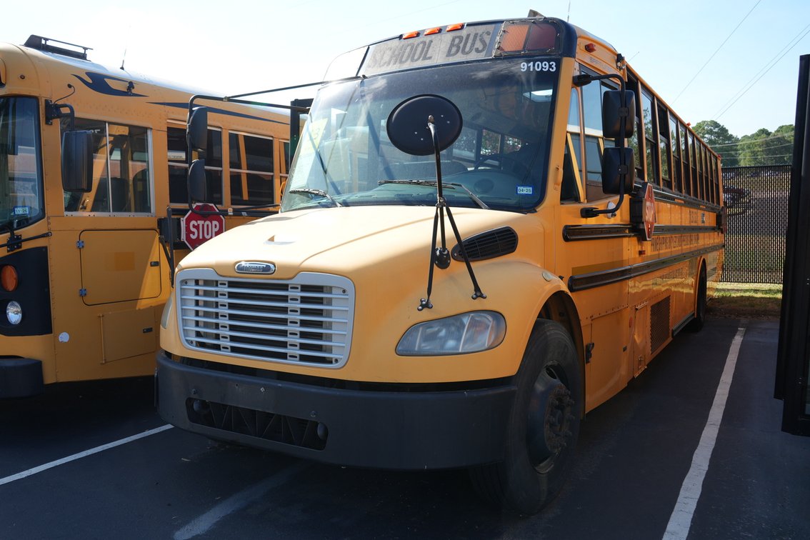 2011 Freightliner Thomas School Bus - Will Need to be Towed