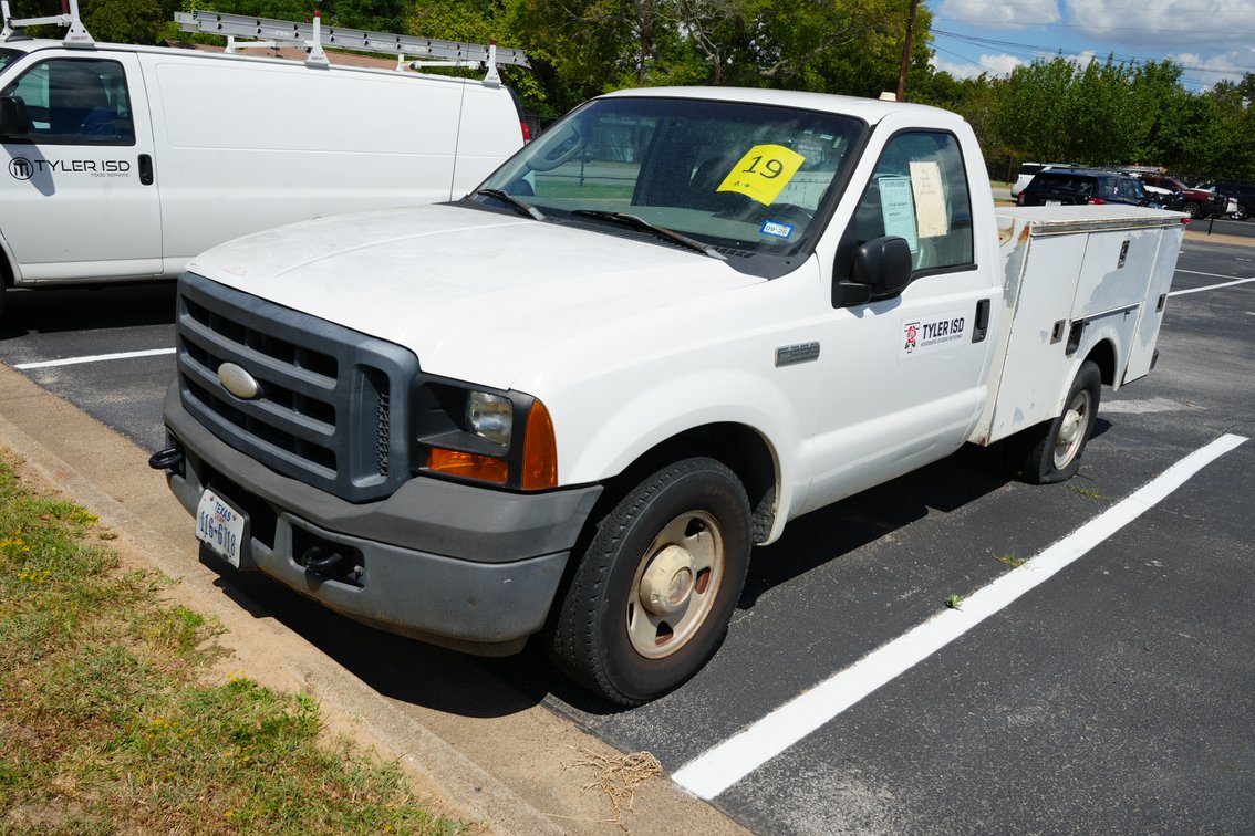 2007 Ford F250 XL Super Duty Service Truck