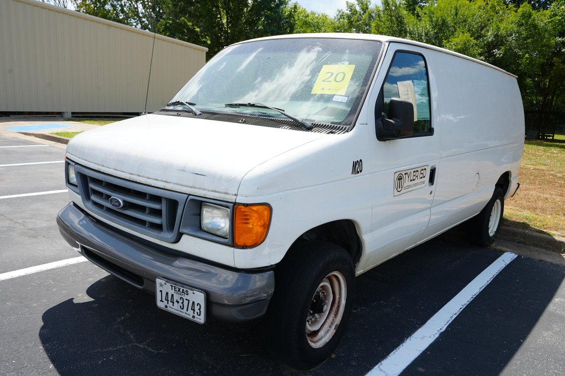 2006 Ford Cargo Van